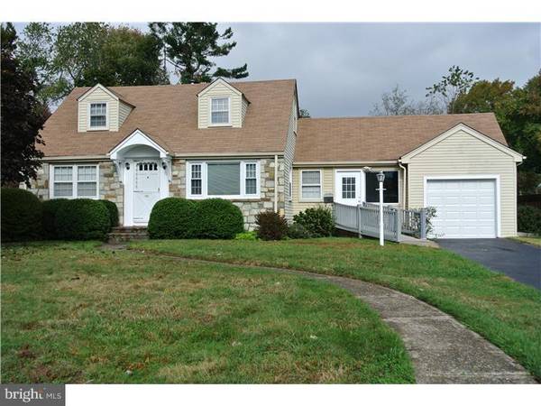 102 BURGESS AVE, Morrisville, PA 19067