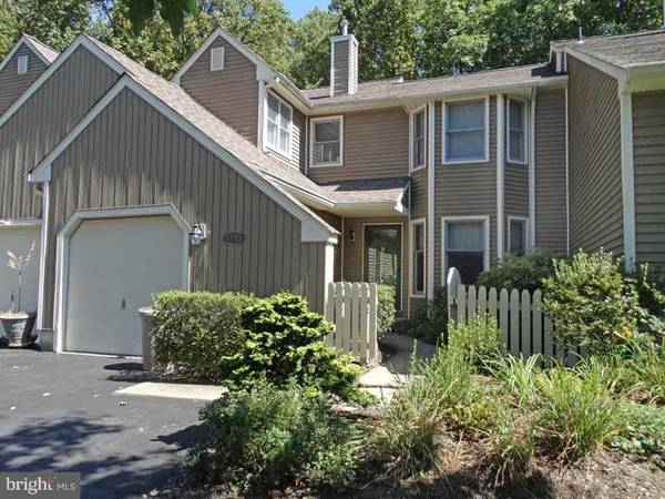 1555 APPLEWOOD CIR, Yardley, PA 19067