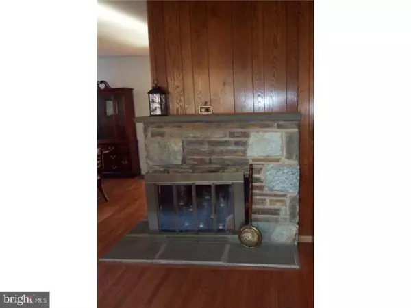 Feasterville Trevose, PA 19053,148 PINEHILL RD