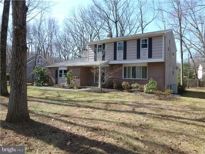 20 BERKLEY DR, Yardley, PA 19067