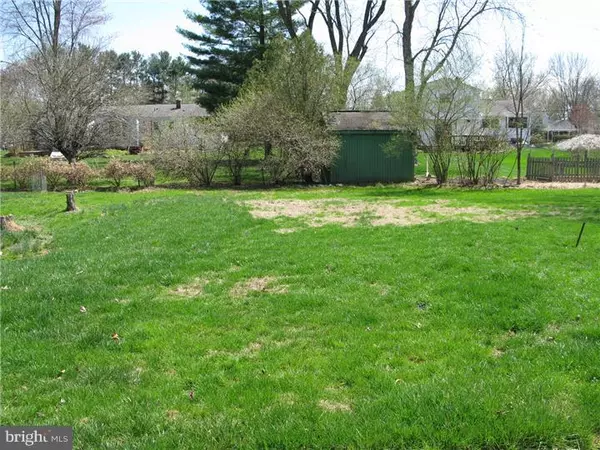 New Britain, PA 18901,320 PHEASANT RUN DR