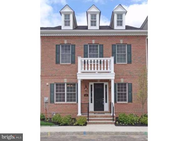 12 CREEKVIEW LN, Yardley, PA 19067