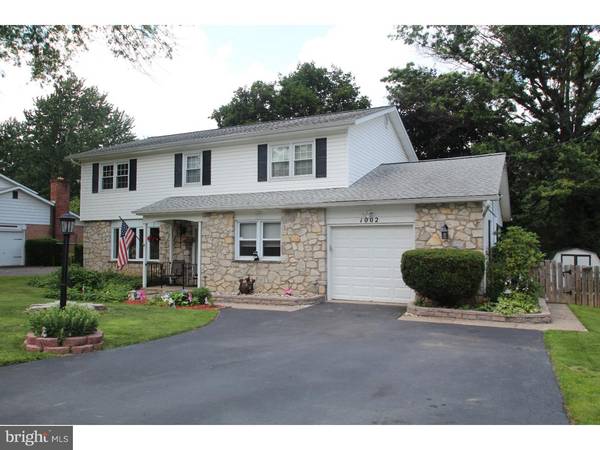 Southampton, PA 18966,1002 SPRING VIEW DR