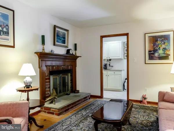 Yardley, PA 19067,884 PRINCESS DR