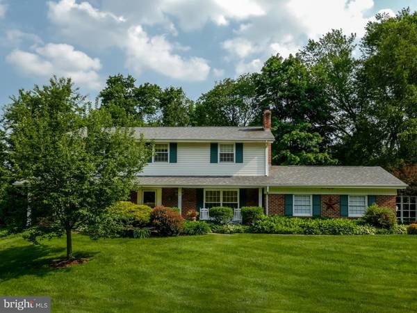 1149 DICKINSON DR, Yardley, PA 19067