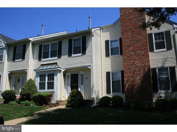 204 LIBERTY DR, Langhorne, PA 19047