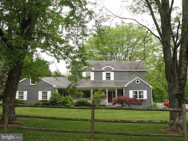 3385 AQUETONG RD, Doylestown, PA 18902