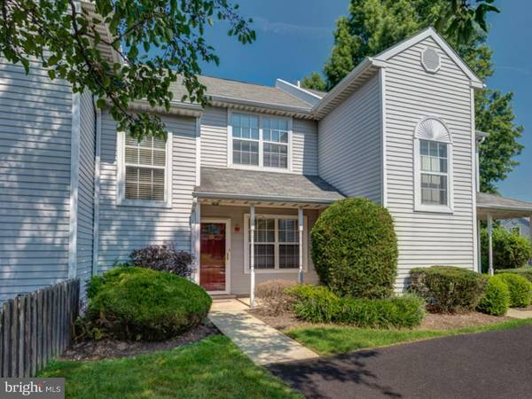 63 EATON CT #127, Newtown, PA 18940