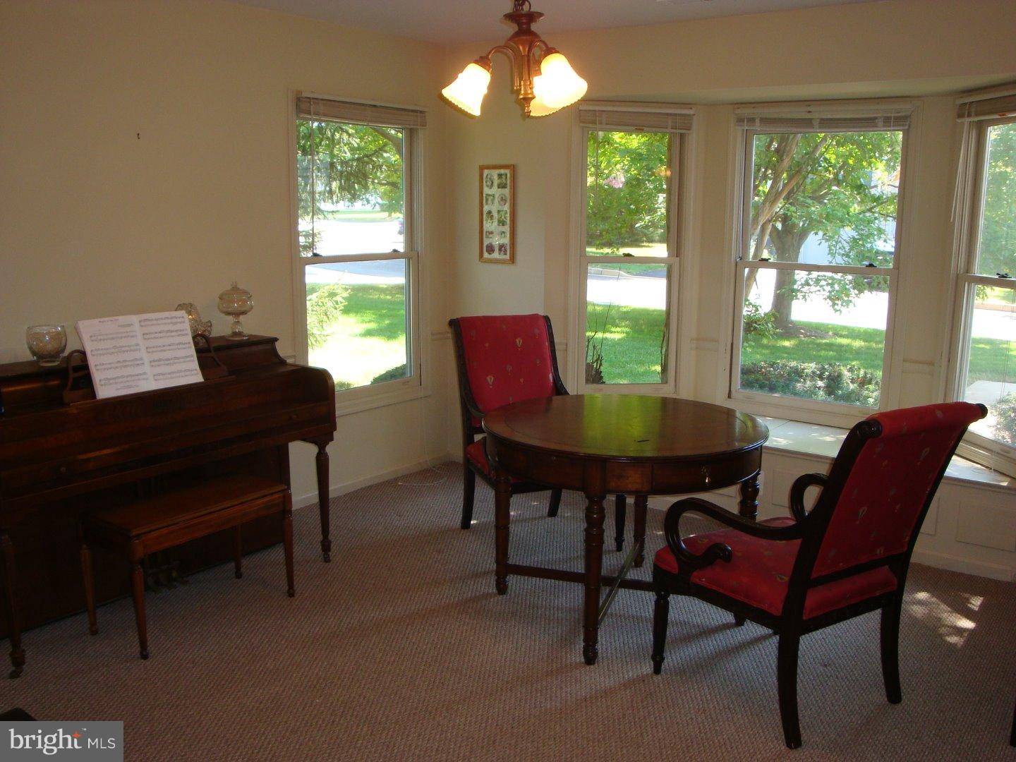 Newtown, PA 18940,27 KANON CT
