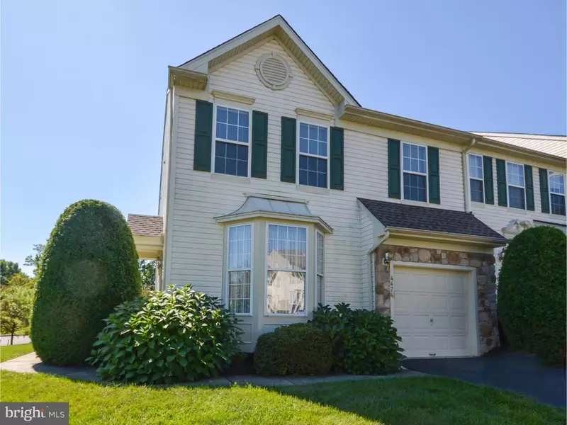 4474 HONEYSUCKLE LN, Doylestown, PA 18902