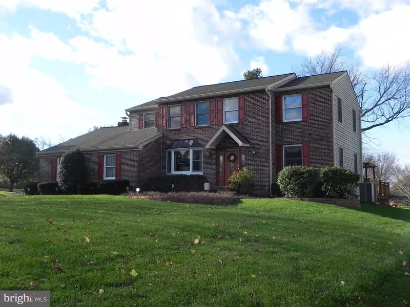 1 BRIGHTON PL, Newtown, PA 18940