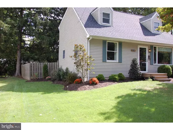 Yardley, PA 19067,16 LOOKOVER LN