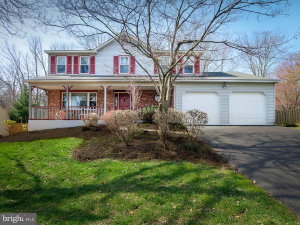 133 FOX HOLLOW DR, Feasterville, PA 19053