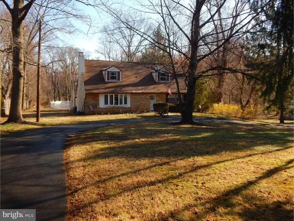 1133 COUNTY LINE RD, Huntingdon Valley, PA 19006