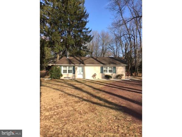 405 MIDDLE RD, Perkasie, PA 18944