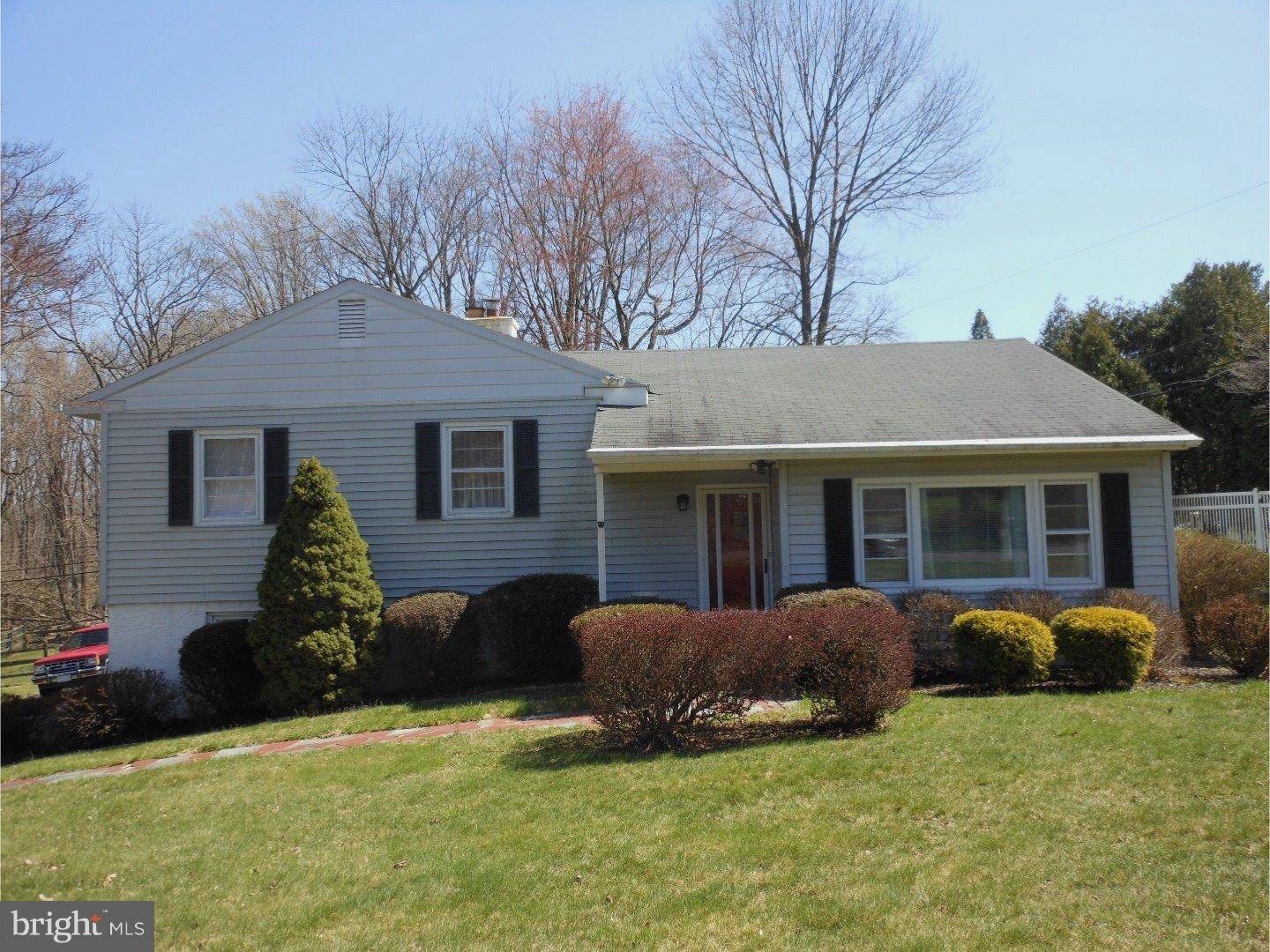 77 SCHAN DR, Churchville, PA 18966