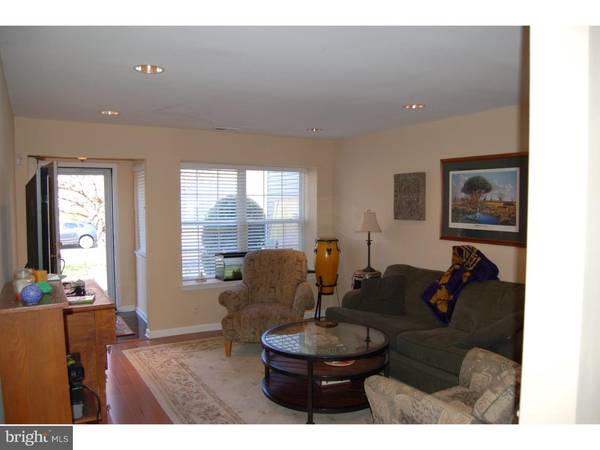 Newtown, PA 18940,284 SEQUOIA DR