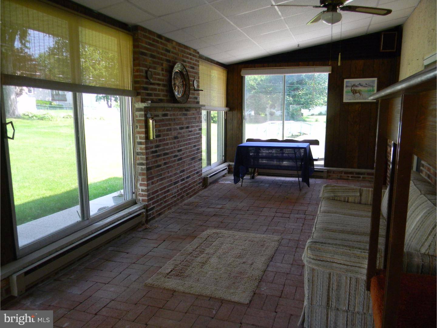 Trevose, PA 19053,1510 N MEADOWBROOK RD