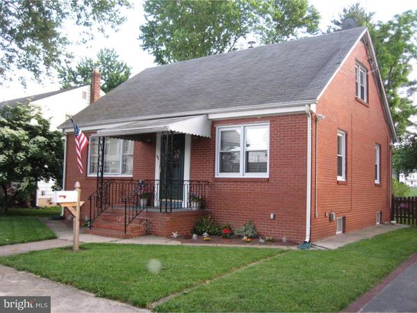 93 CENTRAL AVE, Morrisville, PA 19067