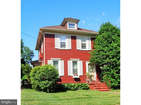 533 CROWN ST, Morrisville, PA 19067