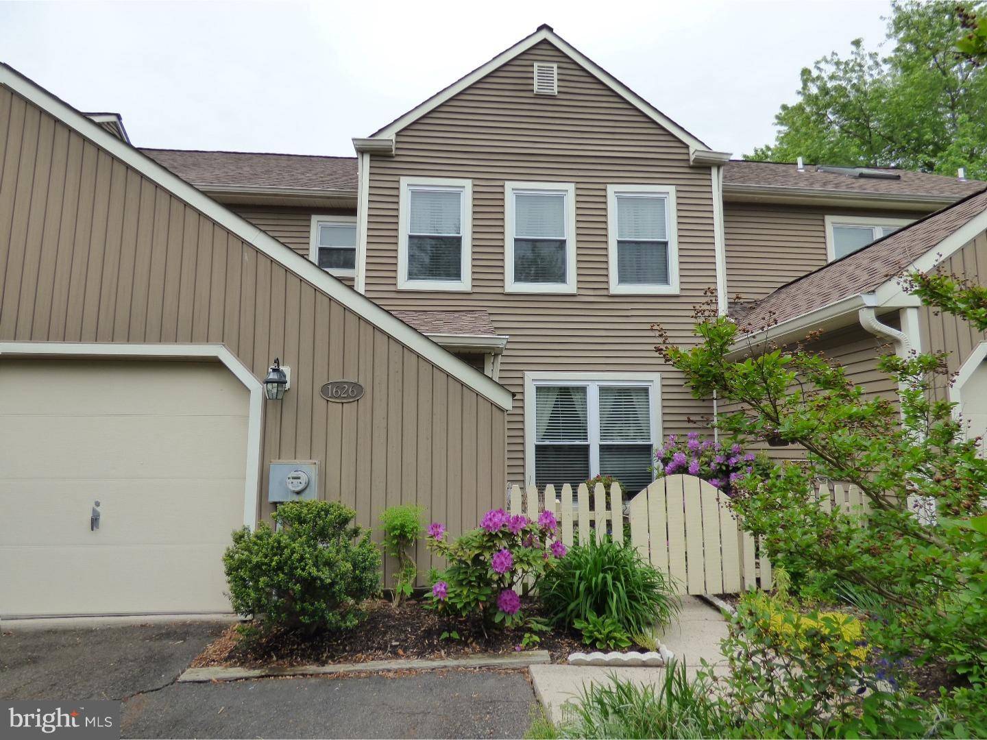 1626 LAKEVIEW CIR, Yardley, PA 19067