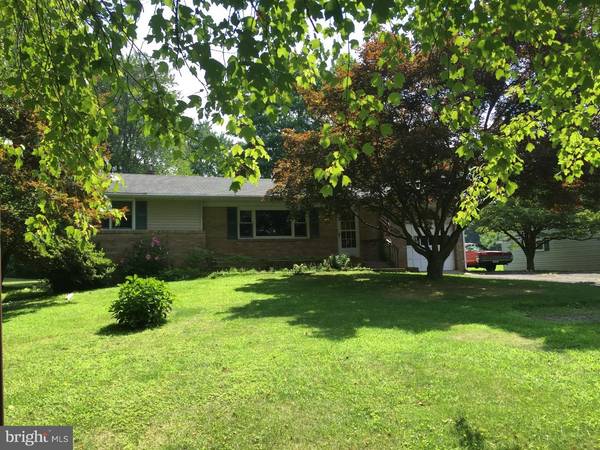 1541 DURHAM RD, Langhorne, PA 19047