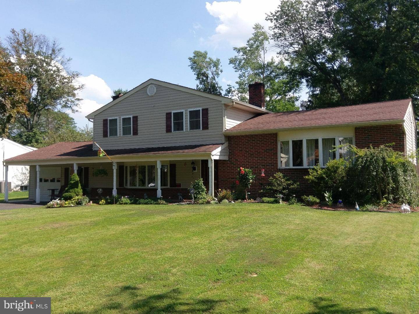 15 RICHIE LN, Yardley, PA 19067