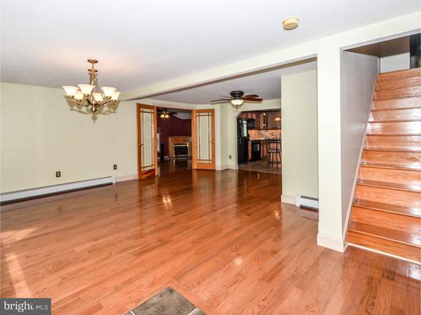 Quakertown, PA 18951,2040 ALLENTOWN RD