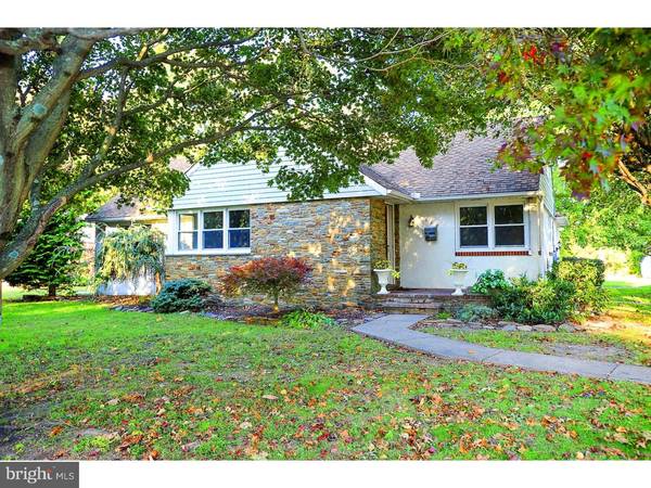 588 KUTCHER RD, Southampton, PA 18966