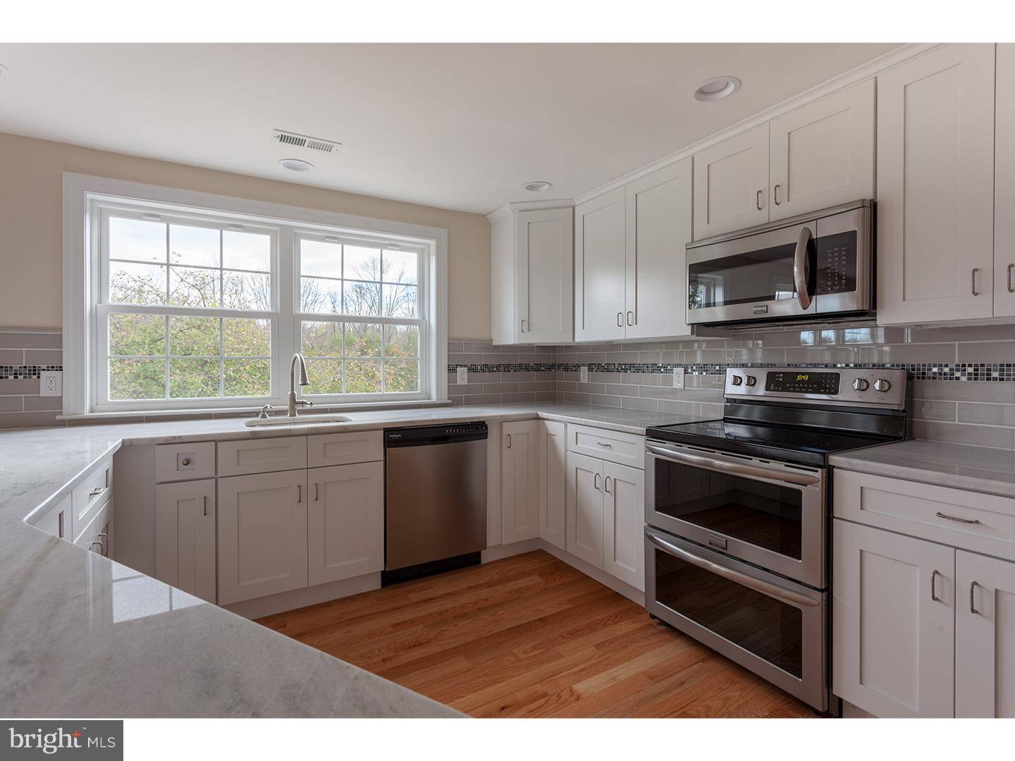 21 DELL HAVEN DR, Doylestown, PA 18901