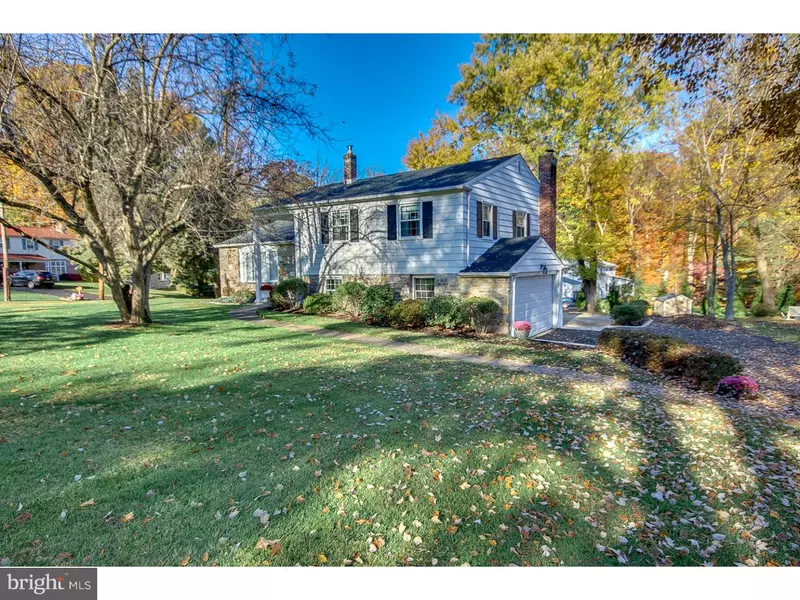 484 MILITIA HILL RD, Southampton, PA 18966