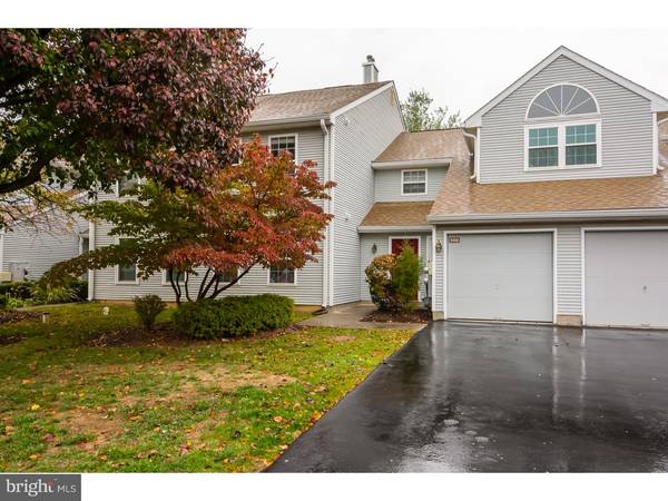 569 CEDAR HOLLOW DR #117, Yardley, PA 19067