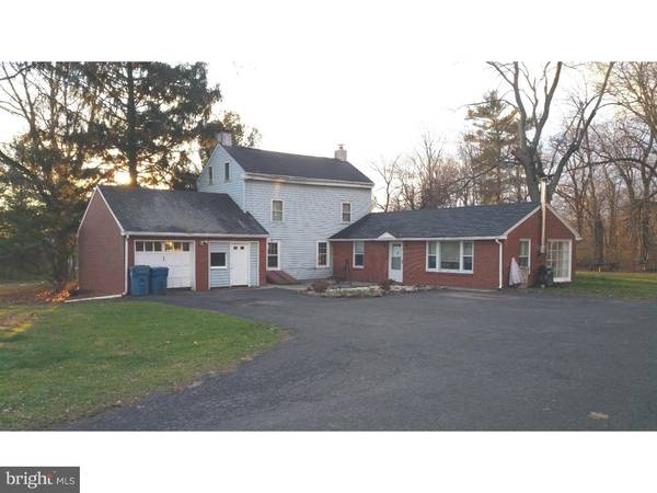 1605 W BRISTOL RD, Warminster, PA 18974