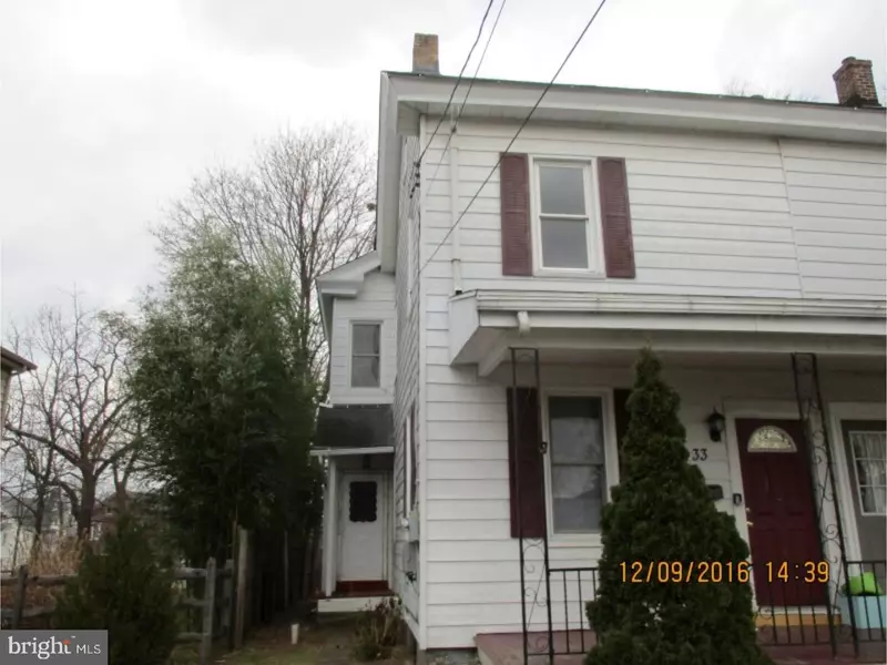 33 S 9TH ST, Quakertown, PA 18951