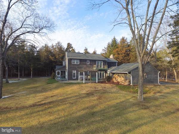 75 MOUNT AIRY RD, Pipersville, PA 18947