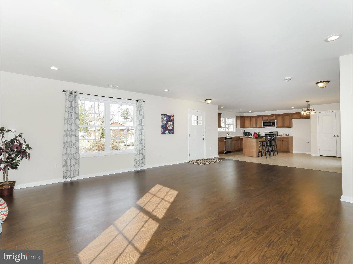 Fairless Hills, PA 19030,622 AUBURN RD
