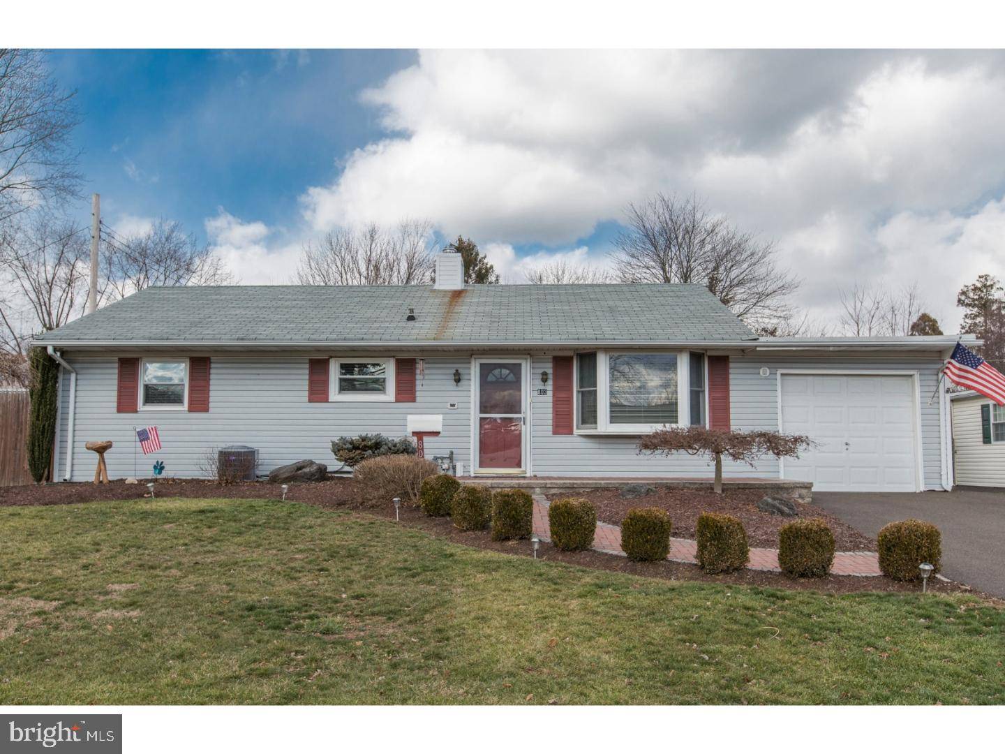 803 AUBURN RD, Fairless Hills, PA 19030