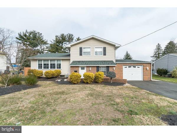 733 CHERYL DR, Warminster, PA 18974