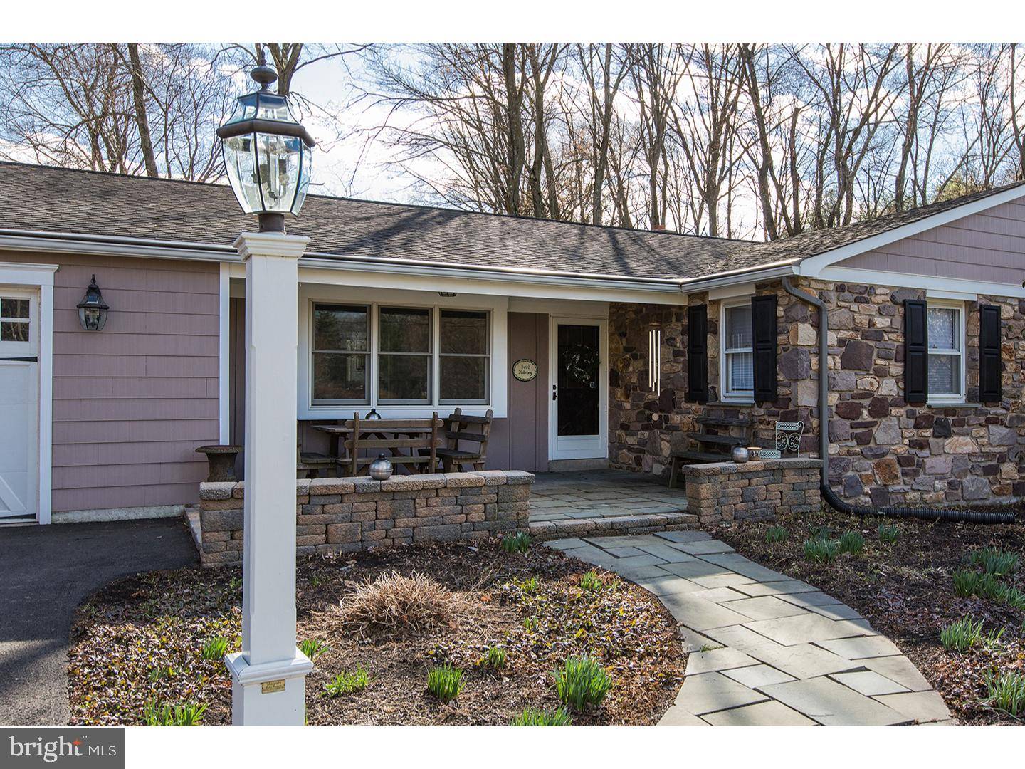Doylestown, PA 18902,3402 HOLICONG RD
