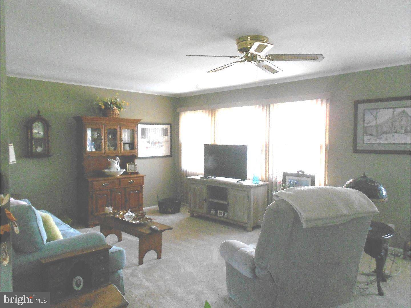 Fairless Hills, PA 19030,618 CHATHAM RD