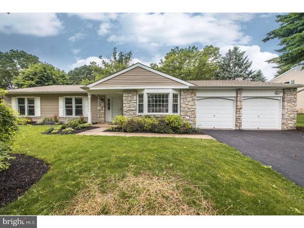 923 PICKERING DR, Yardley, PA 19067