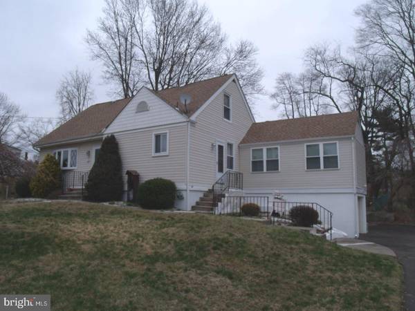 127 S CLEARVIEW AVE, Langhorne, PA 19047