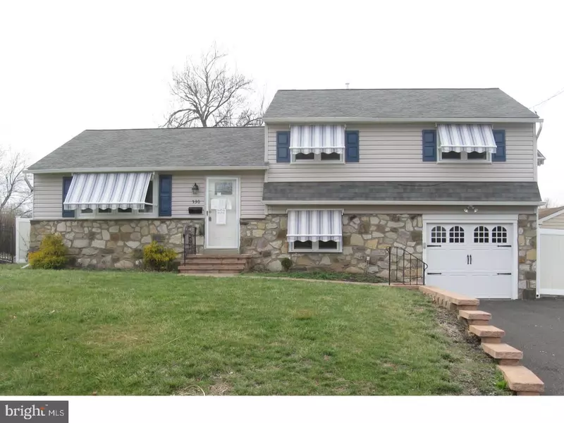 530 FISHER LN, Warminster, PA 18974