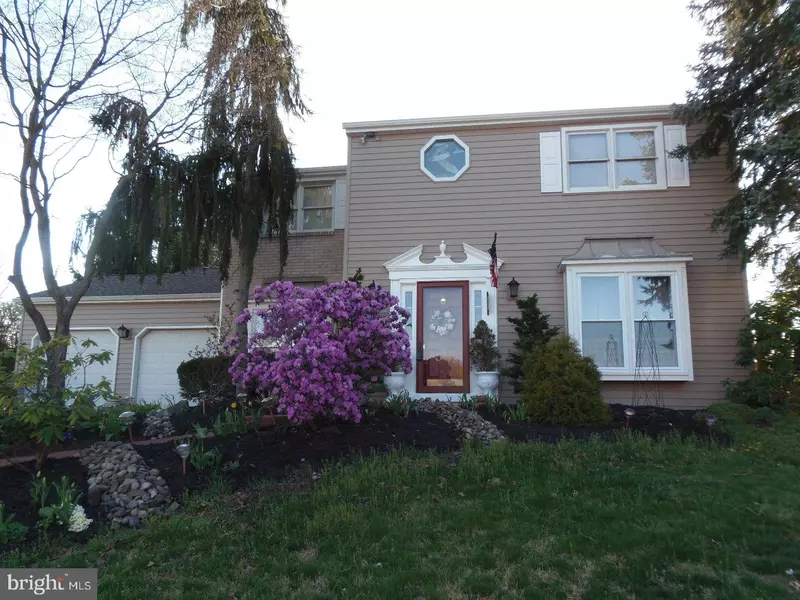 9 SEEDLING DR, Holland, PA 18966