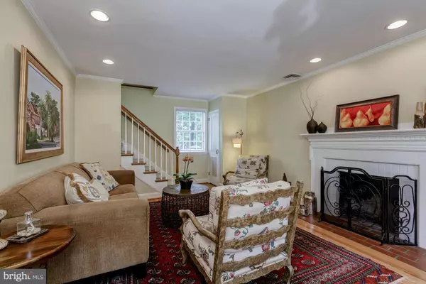 Alexandria, VA 22305,3507 HALCYON DR