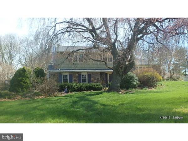 31 E JULIANNA DR, Southampton, PA 18966