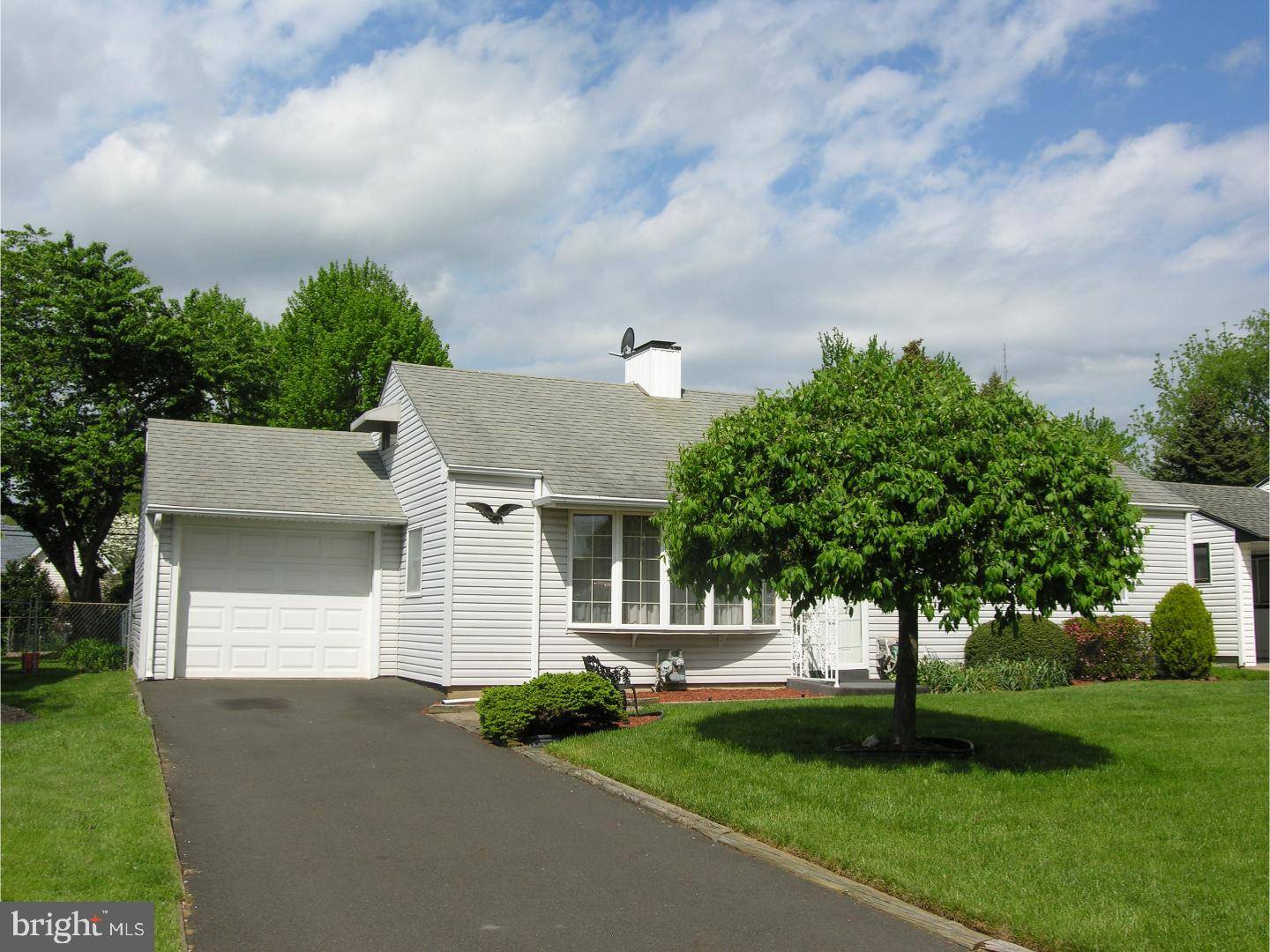 Fairless Hills, PA 19030,229 CARDIFF RD