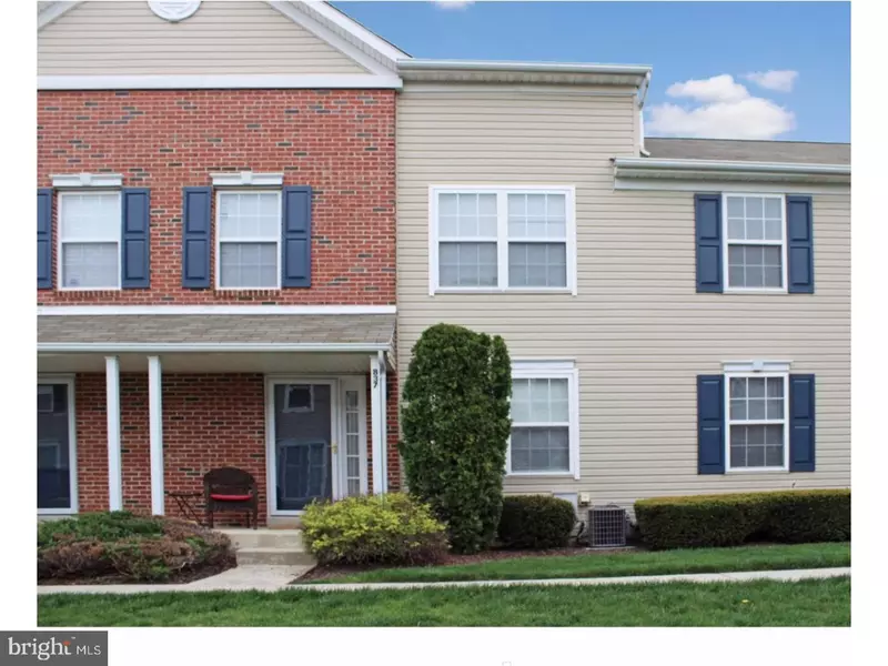 837 PURPLE MARTIN CT #215, Warrington, PA 18976