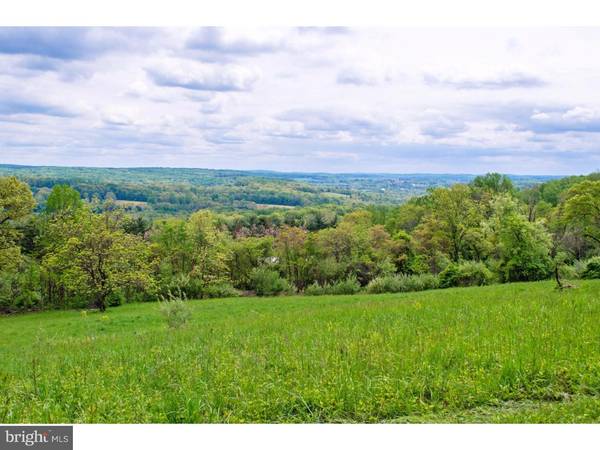 3475 FUNKS MILL RD, Springtown, PA 18077