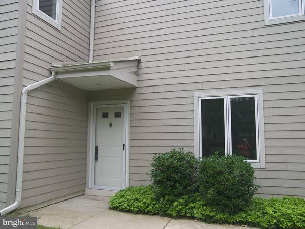 407 HENLEY CT #407, Doylestown, PA 18901